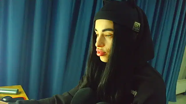 Vlada Elfie online show from 10, 3, 2026