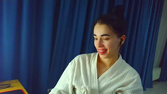 Vlada Elfie online show from 11, 3, 2026