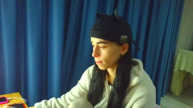 Vlada Elfie online show from 8, 2, 2026