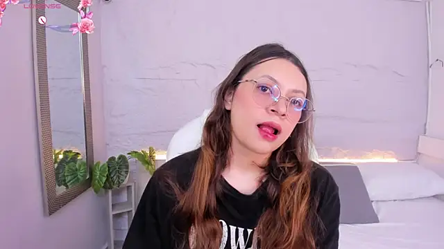 lanna 18  online show from 4, 6, 2026