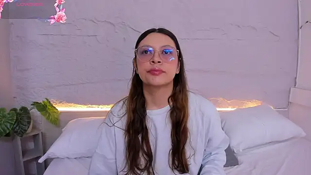 Snapshot of lanna_18_ chatting on 13, 4, 2026 lanna 18 online show from 13, 4, 2026