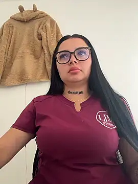 Mia  Bloom online show from 8, 1, 2026