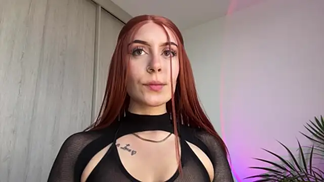 alesziarose  online show from 26, 5, 2026