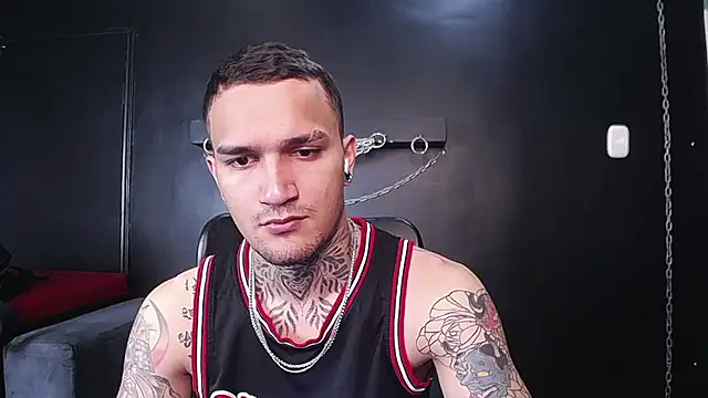 Snapshot of DarkBenito chatting on 13, 1, 2026 DarkBenito online show from 13, 1, 2026