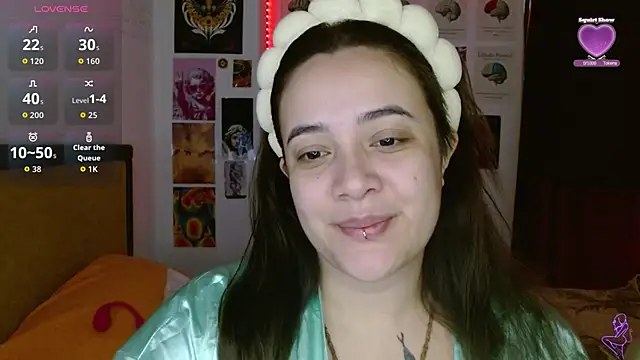 Snapshot of Nova-Satela chatting on 4, 5, 2026 Nova-Satela online show from 4, 5, 2026