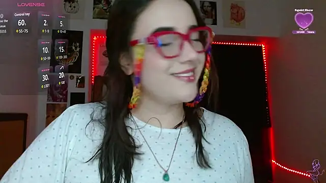 Snapshot of Nova-Satela chatting on 23, 4, 2026 Nova-Satela online show from 23, 4, 2026