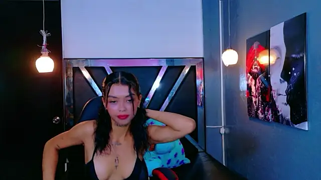 Natassha Teen online show from 8, 1, 2026