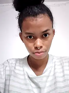 Snapshot of shenna_brunette chatting on 28, 2, 2026 shenna brunette online show from 28, 2, 2026