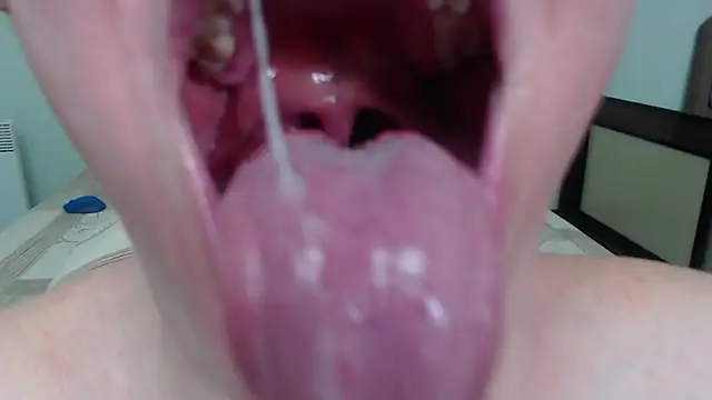  Sweet Dream  online show from 19, 3, 2025