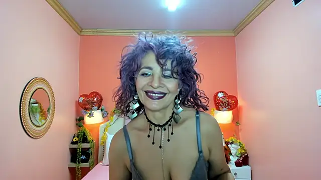 Dalila Najjar  online show from 25, 5, 2026