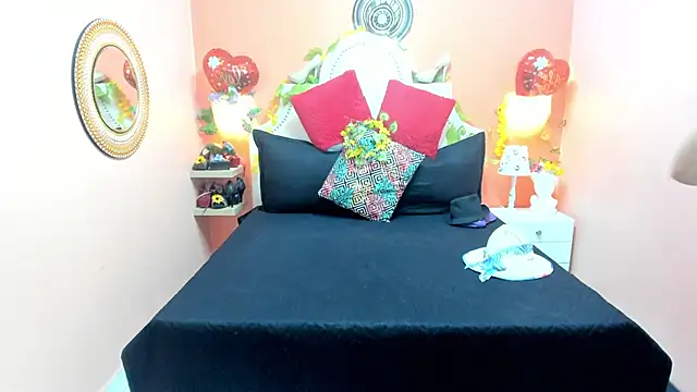 Dalila Najjar  online show from 15, 5, 2026