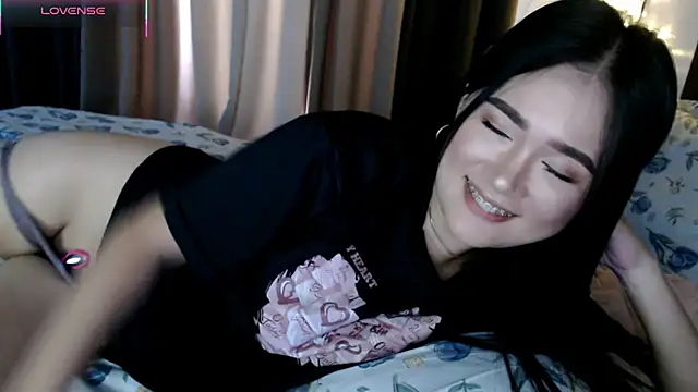 Snapshot of simplykhate chatting on 22, 7, 2026 simplykhate online show from 22, 7, 2026