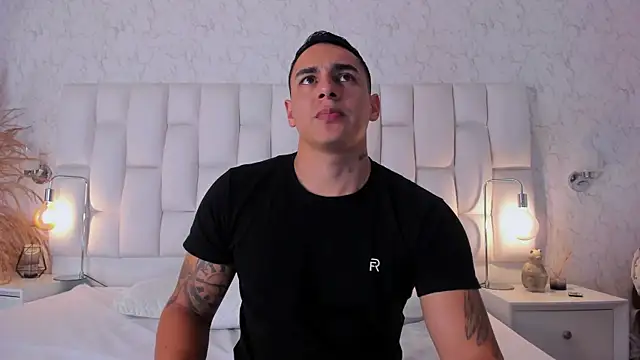 MassimoCo  online show from 24, 2, 2026