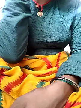 Snapshot of Queen_chayna chatting on 11, 5, 2026 Queen chayna online show from 11, 5, 2026