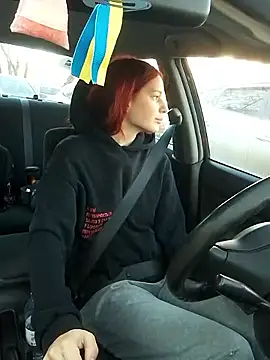 Lily Viola online show from 4, 3, 2026