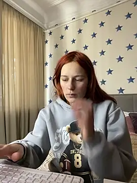 Lily Viola online show from 10, 2, 2026