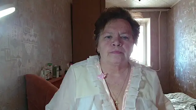 Kleo doll  online show from 20, 2, 2026