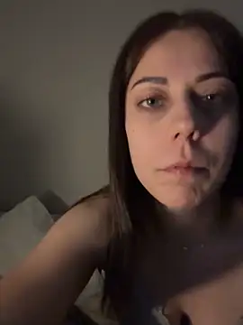 Luna licous online show from 7, 6, 2026