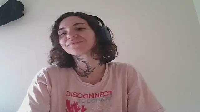 Dirty Pink online show from 22, 4, 2026