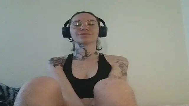 Snapshot of Dirty_Pink chatting on 26, 3, 2026 Dirty Pink online show from 26, 3, 2026