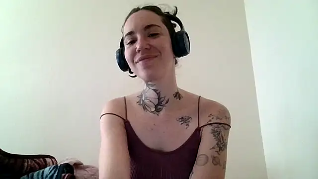 Snapshot of Dirty_Pink chatting on 9, 3, 2026 Dirty Pink online show from 9, 3, 2026