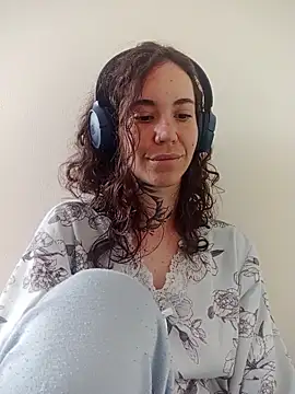 Dirty Pink online show from 16, 2, 2026