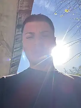 allee2206 online show from 19, 3, 2026