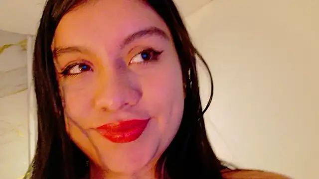 Snapshot of AdanNdEva chatting on 5, 2, 2026 AdanNdEva online show from 5, 2, 2026