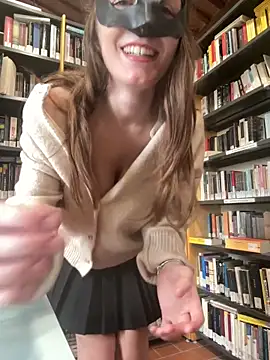 Ilovemypussy99 online show from 4, 3, 2026