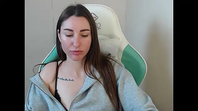 cammila horn online show from 13, 1, 2026