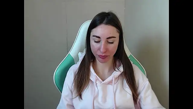 cammila horn online show from 9, 3, 2026