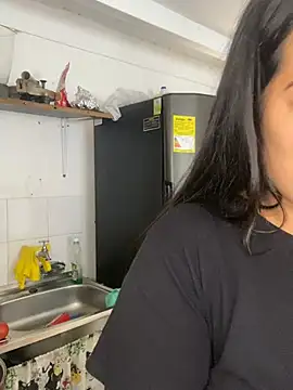 Bigbooty sex online show from 21, 6, 2026