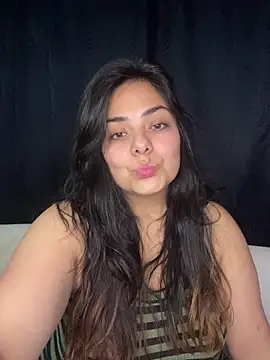 Bigbooty sex online show from 17, 1, 2026