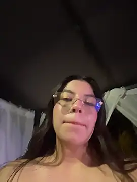 Snapshot of ShyDesireXXX chatting on 3, 3, 2026 ShyDesireXXX online show from 3, 3, 2026