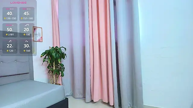 saray reesee online show from 14, 2, 2026