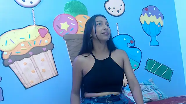 skinnysexzara18 online show from 11, 1, 2026