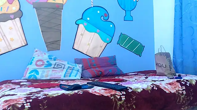 skinnysexzara18 online show from 12, 1, 2026