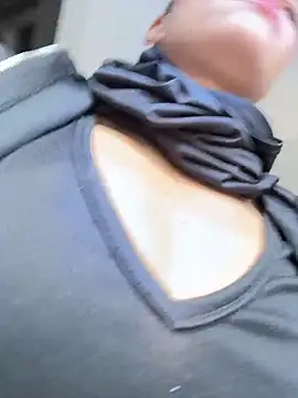 TaylorrHill online show from 4, 4, 2026