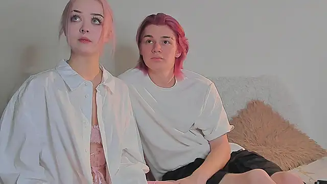 SweetheartsFriends online show from 5, 2, 2026