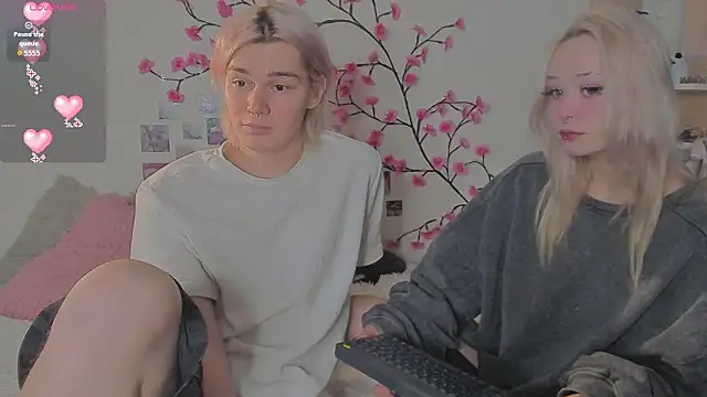 SweetheartsFriends online show from 10, 3, 2026