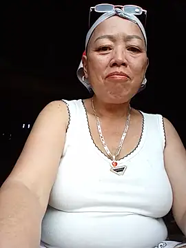 Snapshot of Agnes-baby chatting on 3, 7, 2026 Agnes-baby online show from 3, 7, 2026