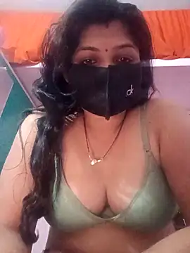 Snapshot of Romentic_lady chatting on 13, 2, 2026 Romentic lady online show from 13, 2, 2026