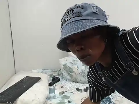 Snapshot of SlimGemZA chatting on 16, 1, 2026 SlimGemZA online show from 16, 1, 2026