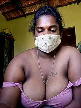 Milky Julia online show from 25, 6, 2026