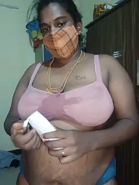 Milky Julia online show from 30, 5, 2026