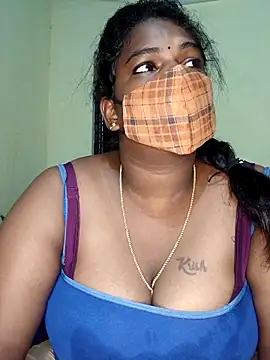 Milky Julia online show from 14, 5, 2026