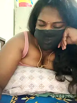 Snapshot of Milky_Julia chatting on 6, 4, 2026 Milky Julia online show from 6, 4, 2026