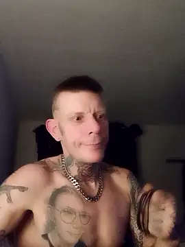 Snapshot of Der_Schoene_Penis chatting on 5, 1, 2026 Der Schoene Penis online show from 5, 1, 2026