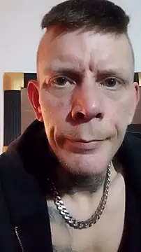 Snapshot of Der_Schoene_Penis chatting on 9, 1, 2026 Der Schoene Penis online show from 9, 1, 2026