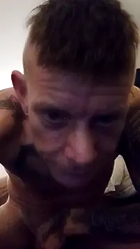 Snapshot of Der_Schoene_Penis chatting on 6, 1, 2026 Der Schoene Penis online show from 6, 1, 2026